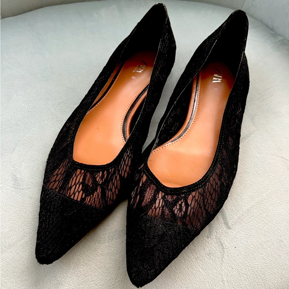 ZARA lace pointy ballerinas